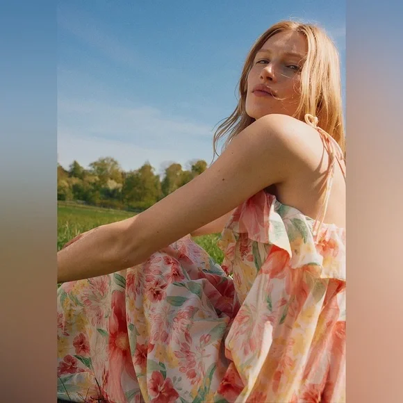 H&M Floral Ruffle Dress NWT - Picture 3 of 13